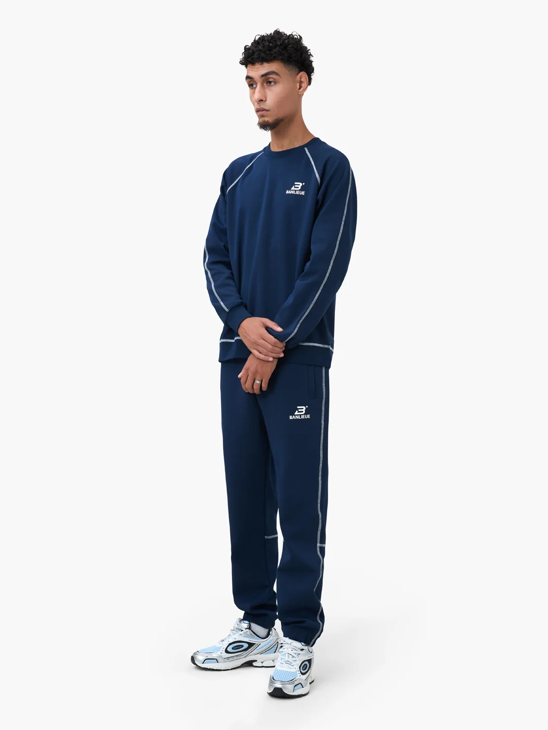 CONTRAST STITCH SWEATER | NAVY / WHITE - Image 4